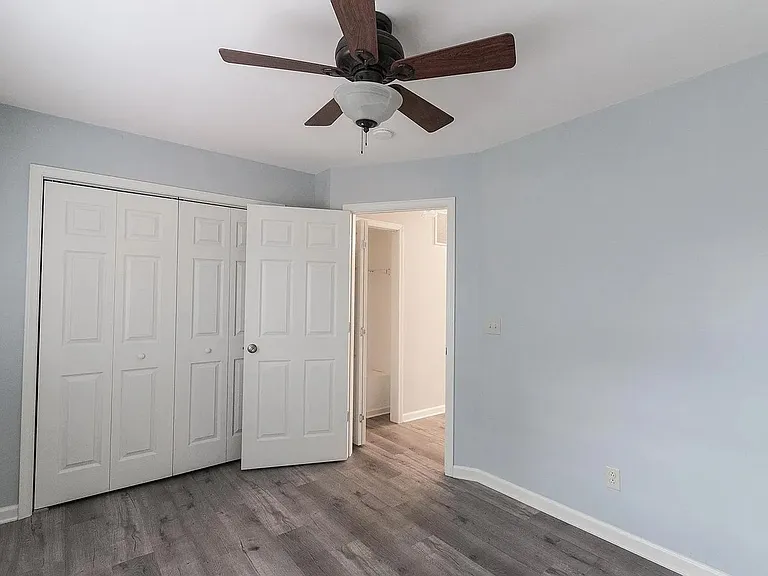 3000 Golden Rd #7 — Photo 15