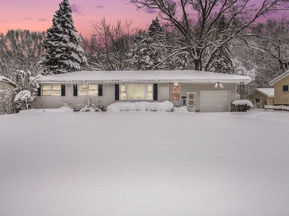 1634 W Giles Rd, Muskegon, MI 49445