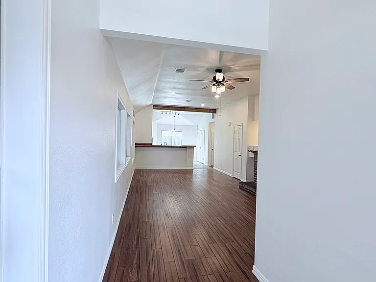 1660 Prescott Cir — Photo 28