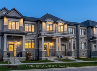 305 Garner Rd W #2, Hamilton, ON L9G3K9