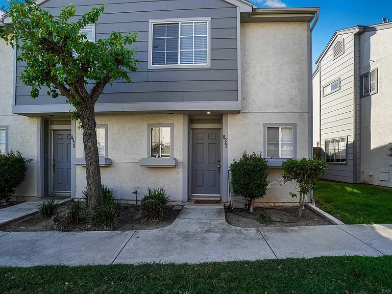 8966 Arlingdale Way — Photo 1