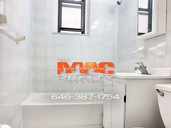 5th image of 3083 29th St APT F5