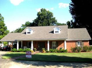 7 Emerald Ct, Natchez, MS 39120