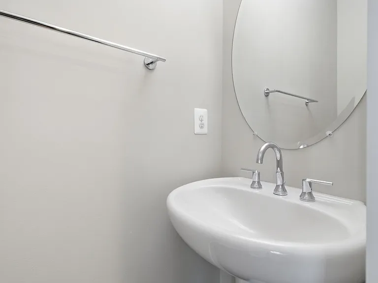 14566 Lake Vista Dr — Photo 6