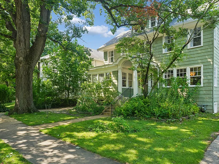 246 Maple Ave — Photo 39