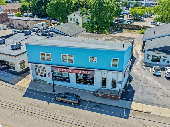 33 Railroad Ave Floor 2, Westerly, RI 02891