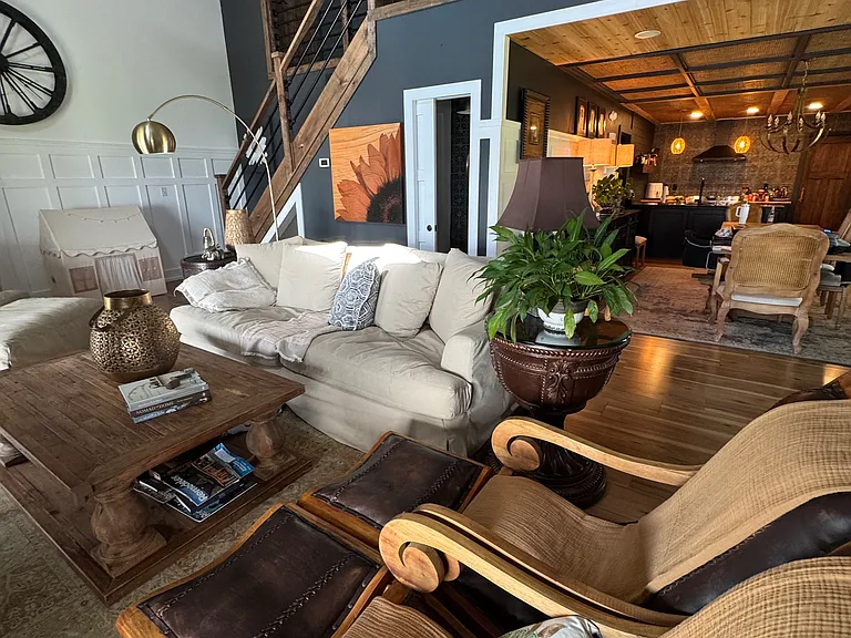 1089 Pearson Rd — Photo 6