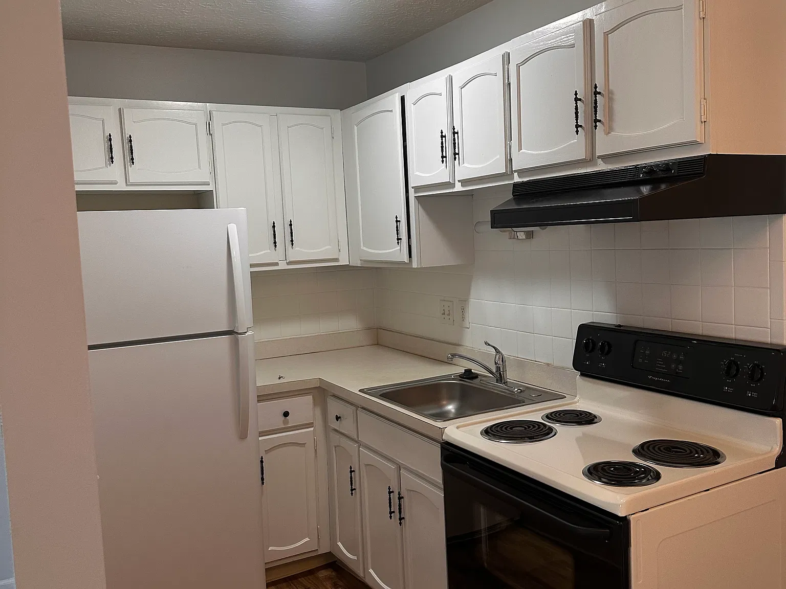 1 bed, 800 sqft, $800 — Photo 3