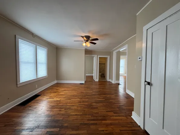 131 S Main St #1, Olivet, MI 49076