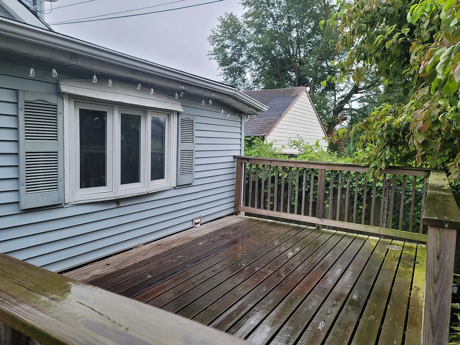 264 Roberts Avenue - 1 — Photo 2