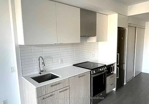 251 Jarvis St Photo 1