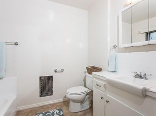 271 S El Molino Ave, Pasadena, CA 91101