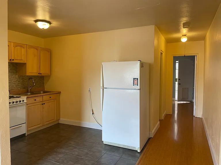 3615 Grand Ave NE — Photo 31