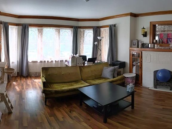3rd image of 1917 Kenilworth Ave #2