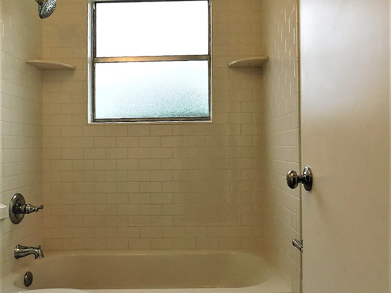 1100 Estes Dr — Photo 12