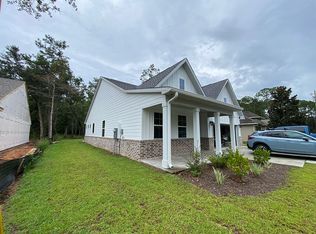 8465 Amoka Dr, Diamondhead, MS 39525