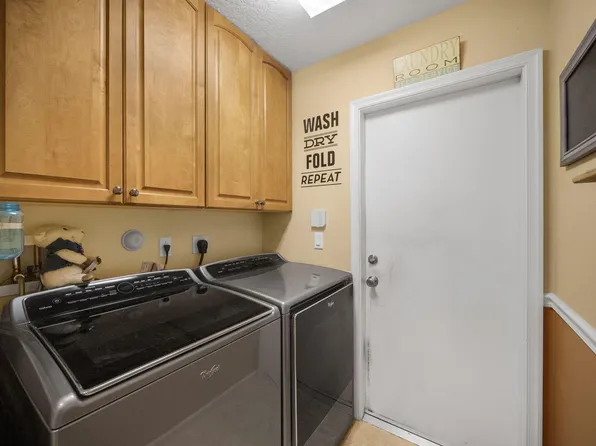 8121 SW Yachtsmans Drive, Stuart, FL 34997