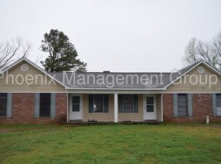 24 Markwest Cv APT L, Jackson, TN 38305