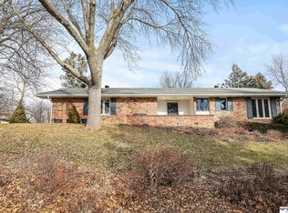 2946 College Dr, Blair, NE 68008