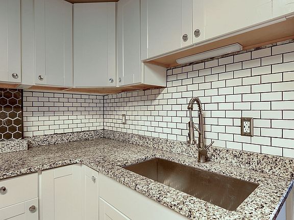 4th image of 127 Herr St APT 2