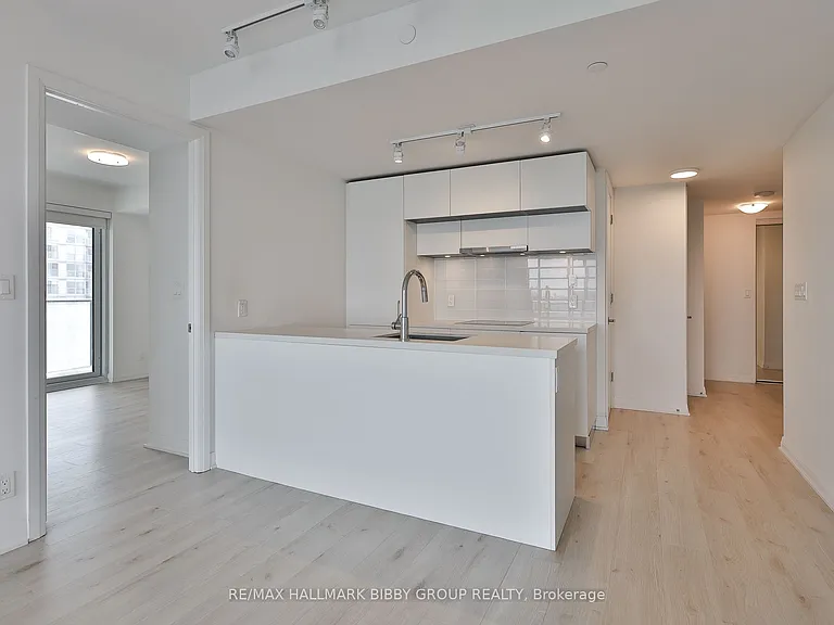99 Foxbar Rd #1808 — Photo 5