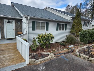 451 Hurst Cir, Franklin, NC, 28734