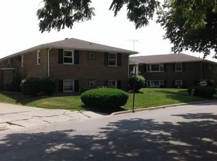 40 W Cook St APT 5, Manteno, IL 60950