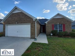 4020 Cambridge Dr, Moody, AL 35004
