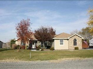 6090 Oasis Rd, West Richland, WA 99353