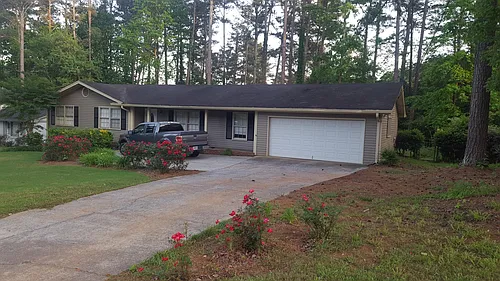 4548 Shallowford Rd Photo 1