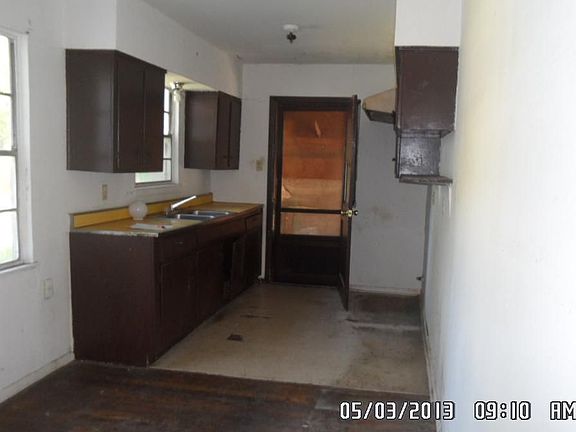 4th image of 10522 Rosehaven Dr