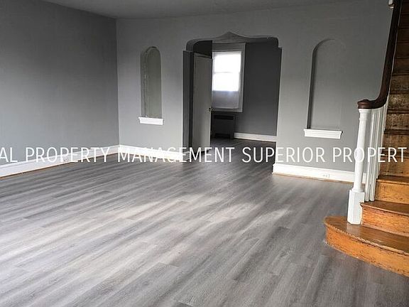 3rd image of 5713 Wyndale Ave