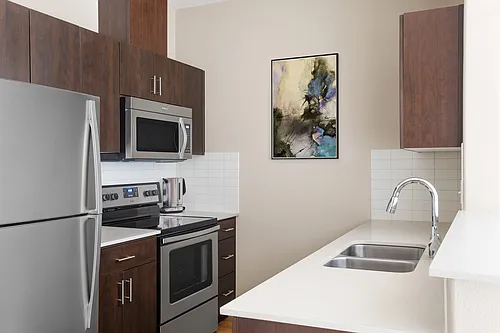 206 Apartments Photo 1