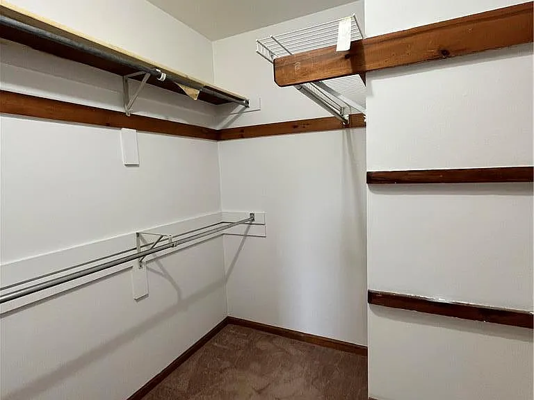 4053 Vaughn Ter — Photo 14