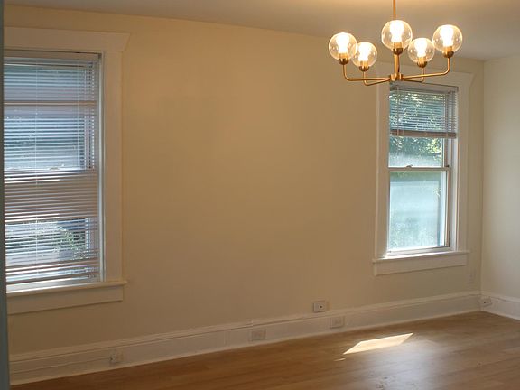 4th image of 9406 Grove Ave #2
