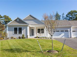 3 Headland Ln, Cape Elizabeth, ME 04107