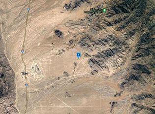 11425 S Kinard Rd, Yucca, AZ 86438