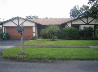 10515 SW 145th Ave, Miami, FL 33186