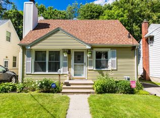 1320 Lenore Ave, Lansing, MI 48910