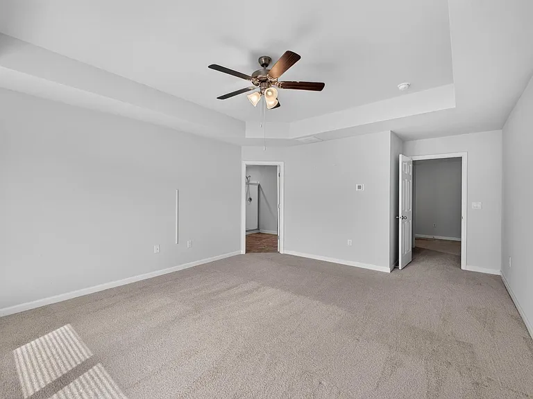 5413 Thrasher Ln — Photo 6