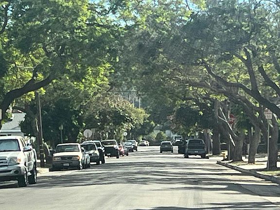 4th image of 1809 San Andres St
