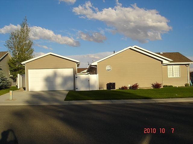 2nd image of 2623 Cache Valley Dr