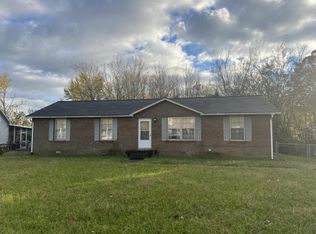 404 Newman Dr, Clarksville, TN 37042