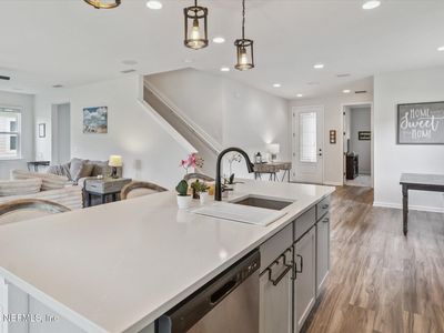 1977 AMBERLY Drive, Middleburg, FL, 32068