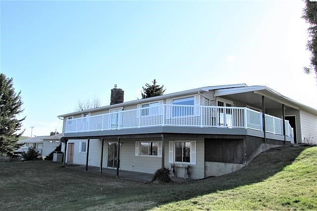 1st image of 711 S Hillcrest Dr