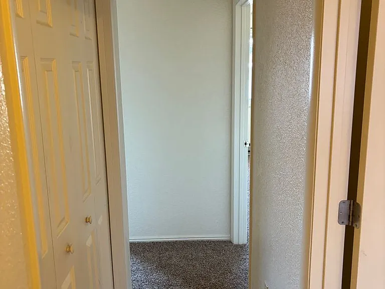 1381 Easy St — Photo 9