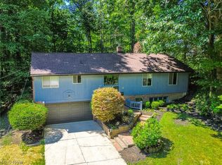 1512 Tiffany Cir, Akron, OH 44313