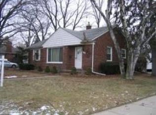 26491 W Six Mile Rd, Redford, MI 48240