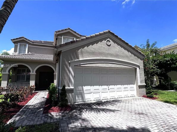 4411 Foxtail Ln