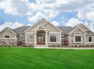 8246 Turning Leaf Xing, Springboro, OH 45066